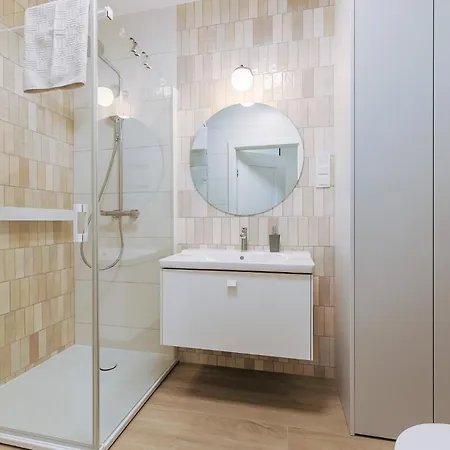 Robi - Polanki Aqua Apartment *